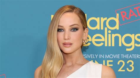 is jennifer lawrence really naked|Jennifer Lawrence shocks fans by getting completely。